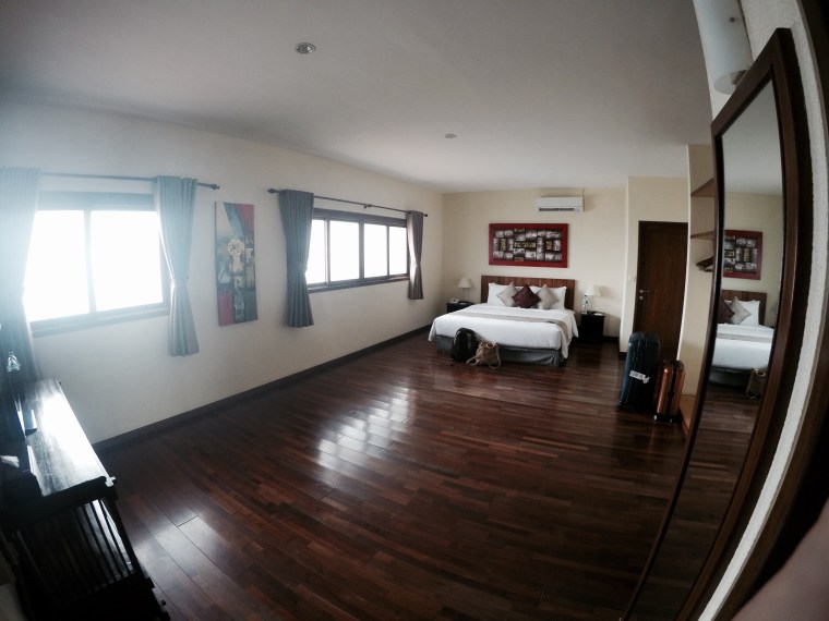 DCIM100GOPROGOPR1105.