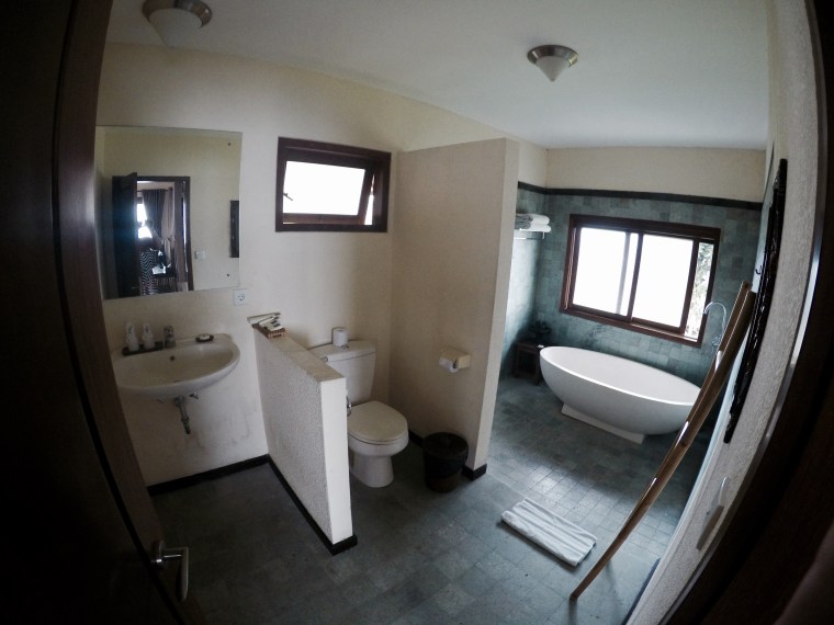 DCIM100GOPROGOPR1106.