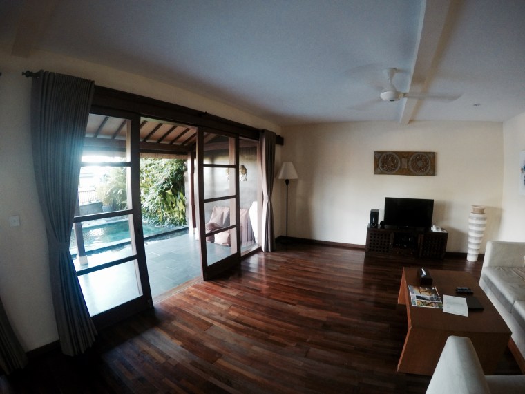 DCIM100GOPROGOPR1112.