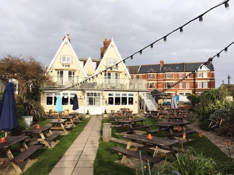 25344393_10210855658842666_1881858846_o (1)